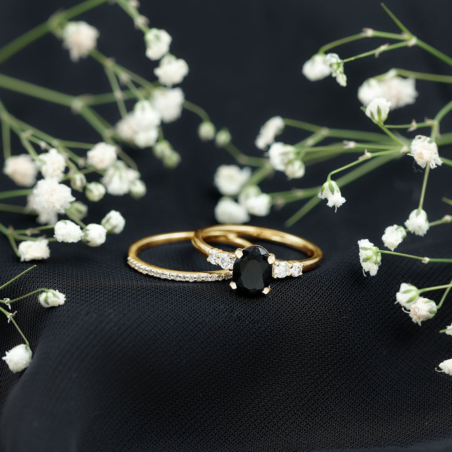 Natural 0.6 Carat Oval Shape Black Spinel Wedding Ring Set with Diamond