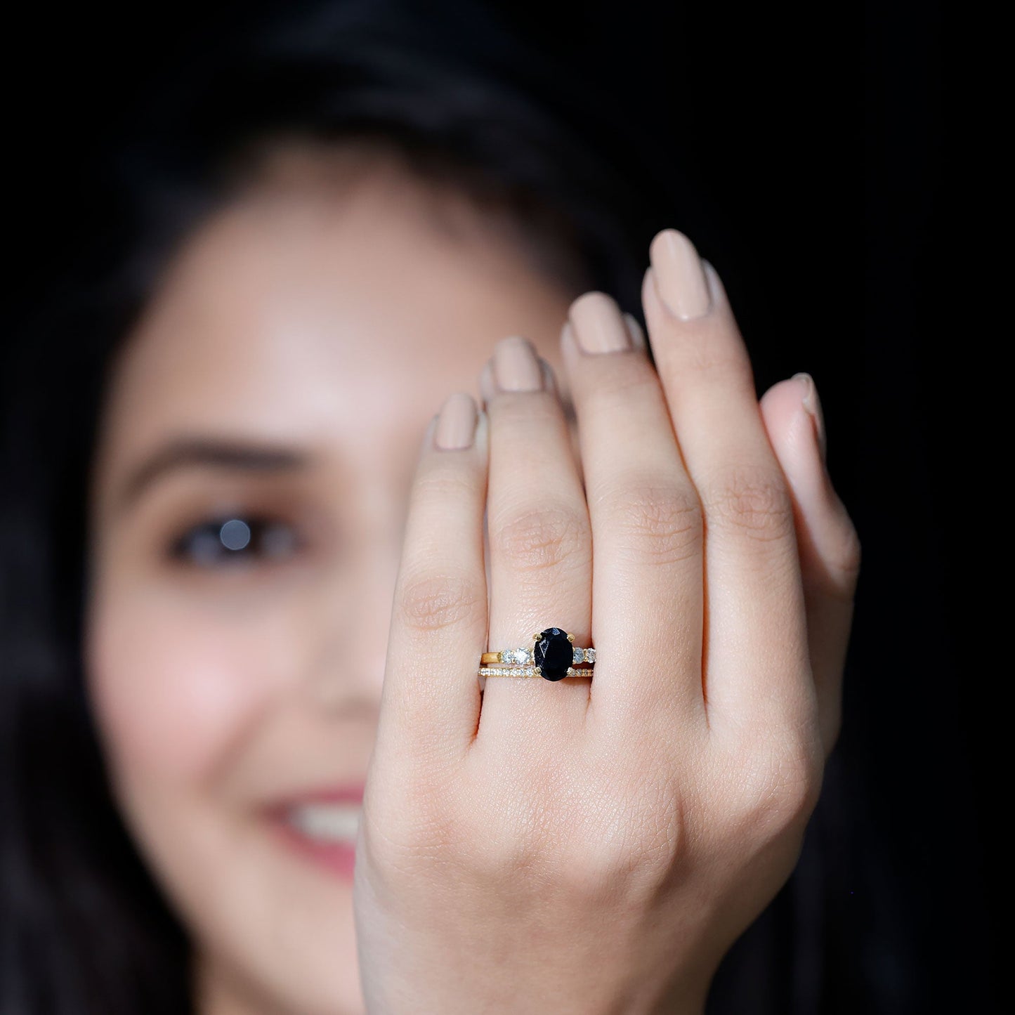 Natural 0.6 Carat Oval Shape Black Spinel Wedding Ring Set with Diamond
