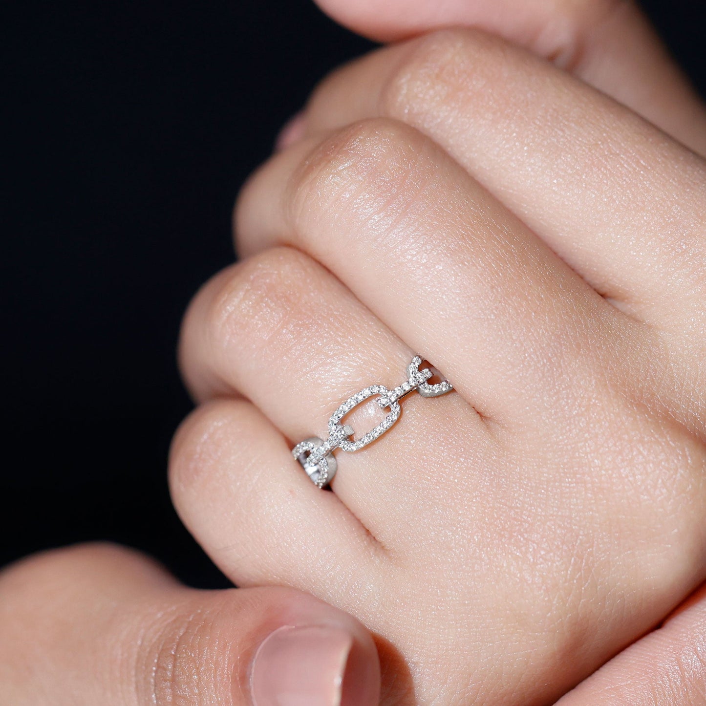 Certified Diamond Chain Link Ring in Prong Setting