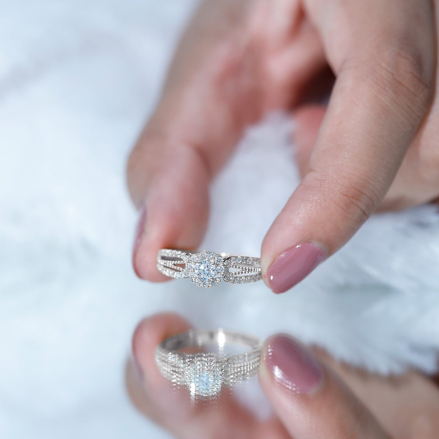 Vintage Looking Moissanite Engagement Ring For Women
