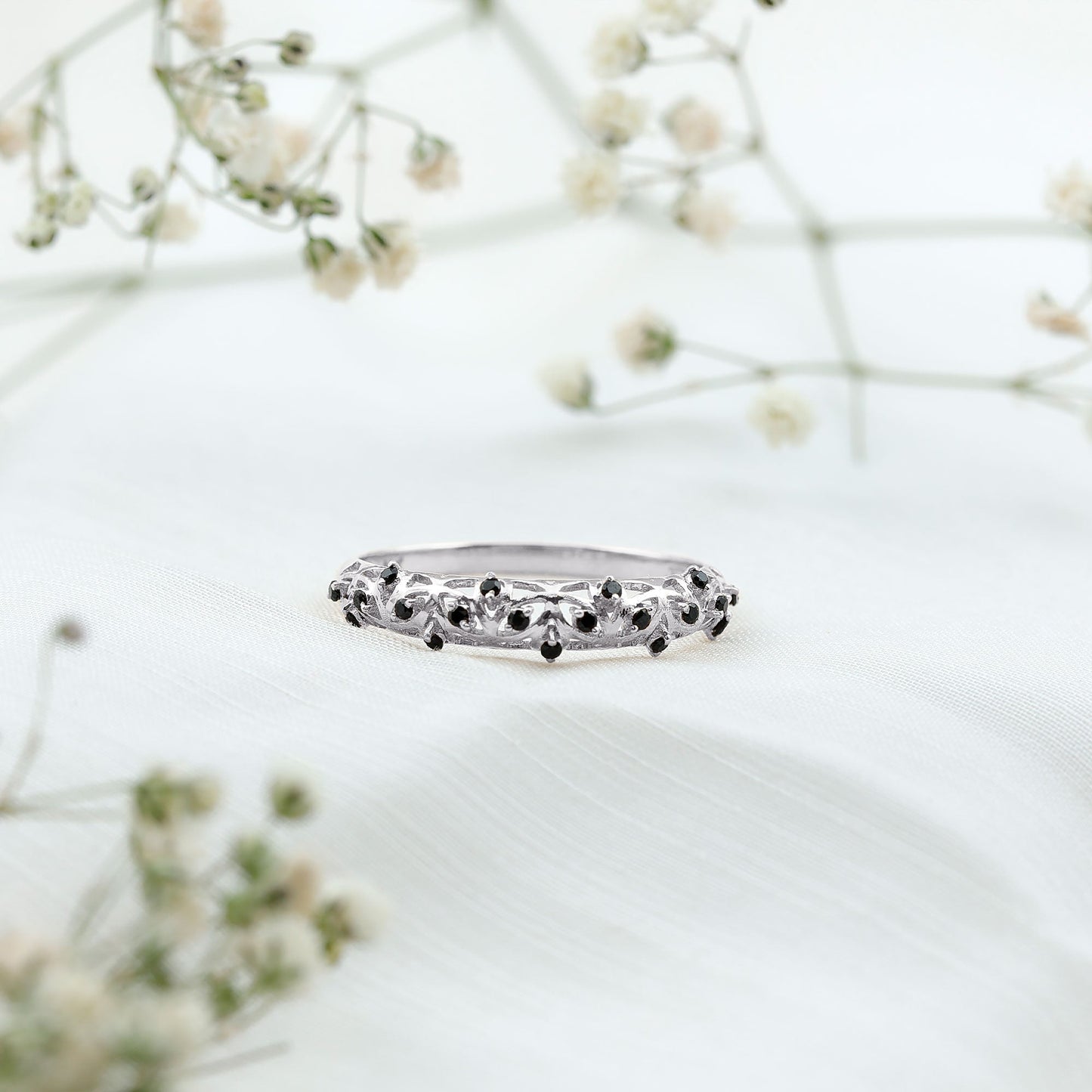 Round Cut Certified Black Onyx Filigree Wedding Band