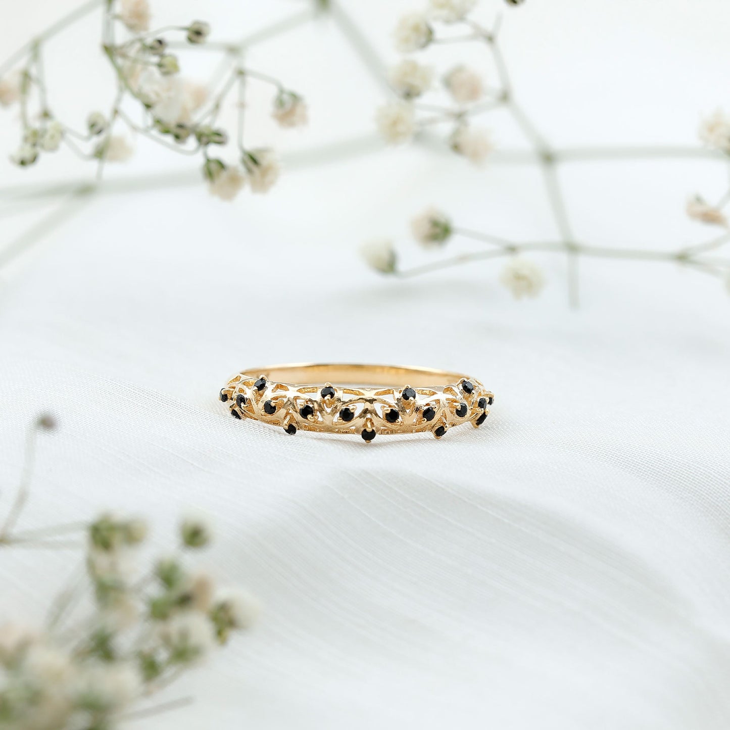 Round Cut Certified Black Onyx Filigree Wedding Band