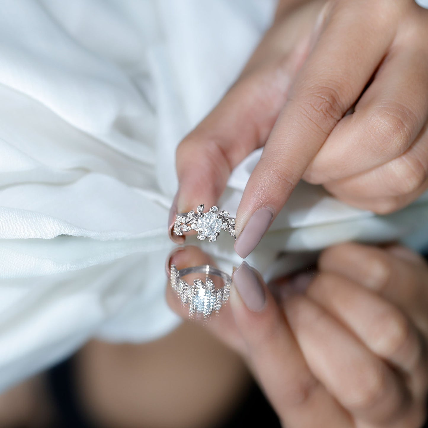 1.3 Carat Round Cut Moissanite Vine Engagement Ring for Women