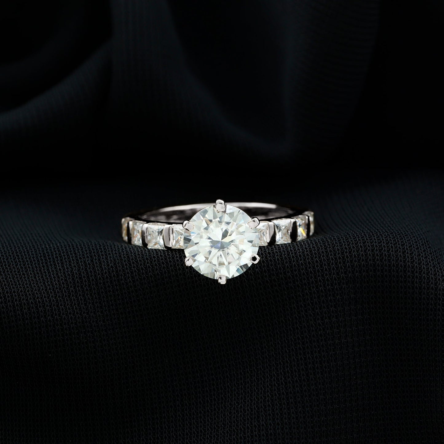 Round Cut 2 CT Moissanite Solitaire Engagement Ring with Side Stones