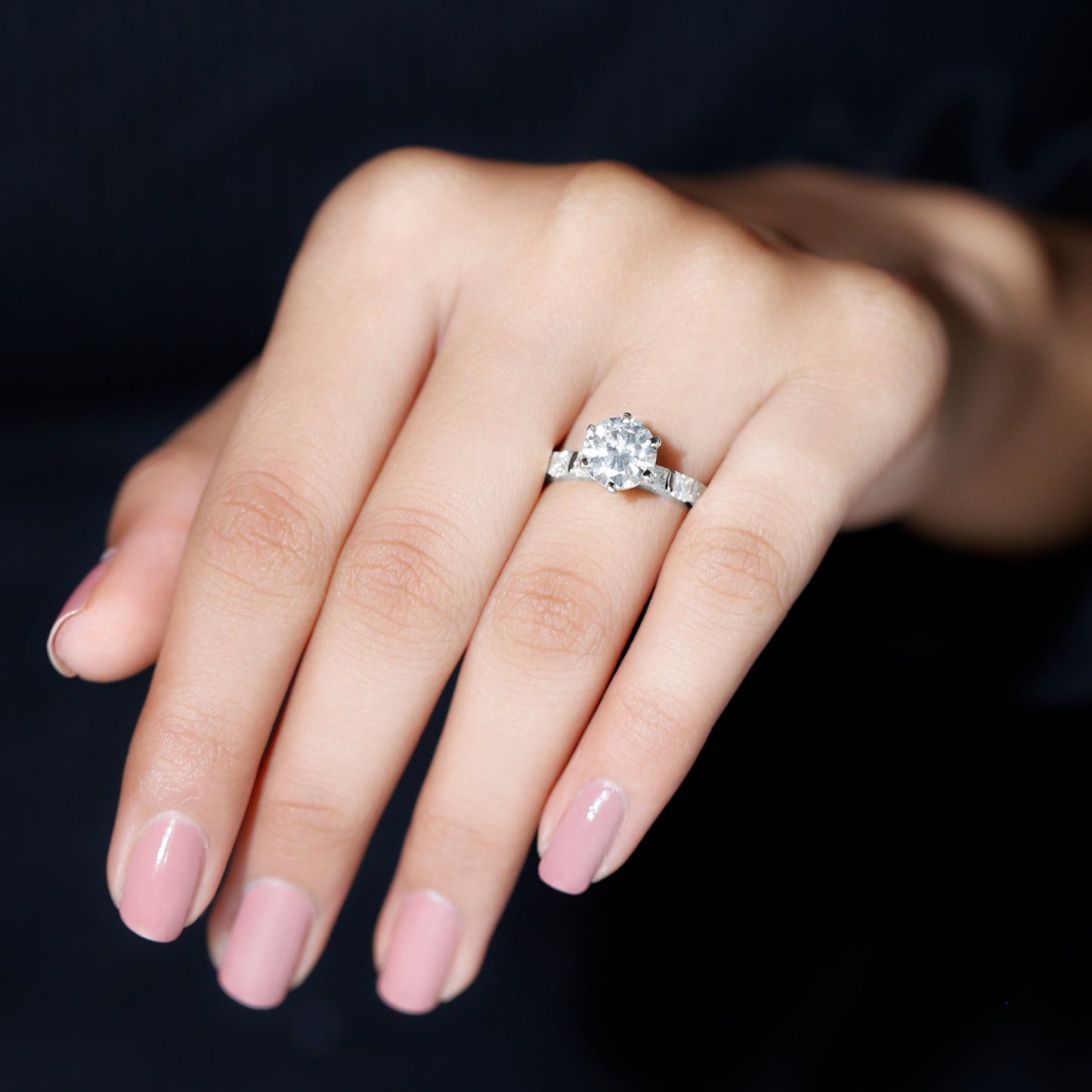 Round Cut 2 CT Moissanite Solitaire Engagement Ring with Side Stones