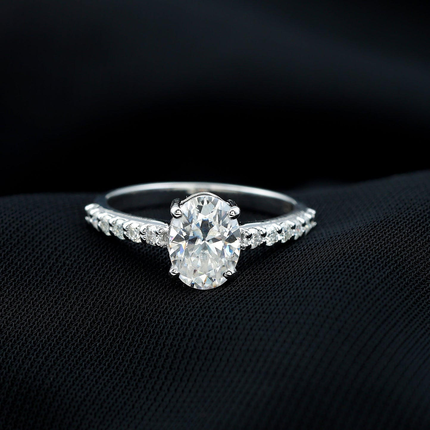 Certified 1 Carat Lab Grown Diamond Oval Engagement Ring