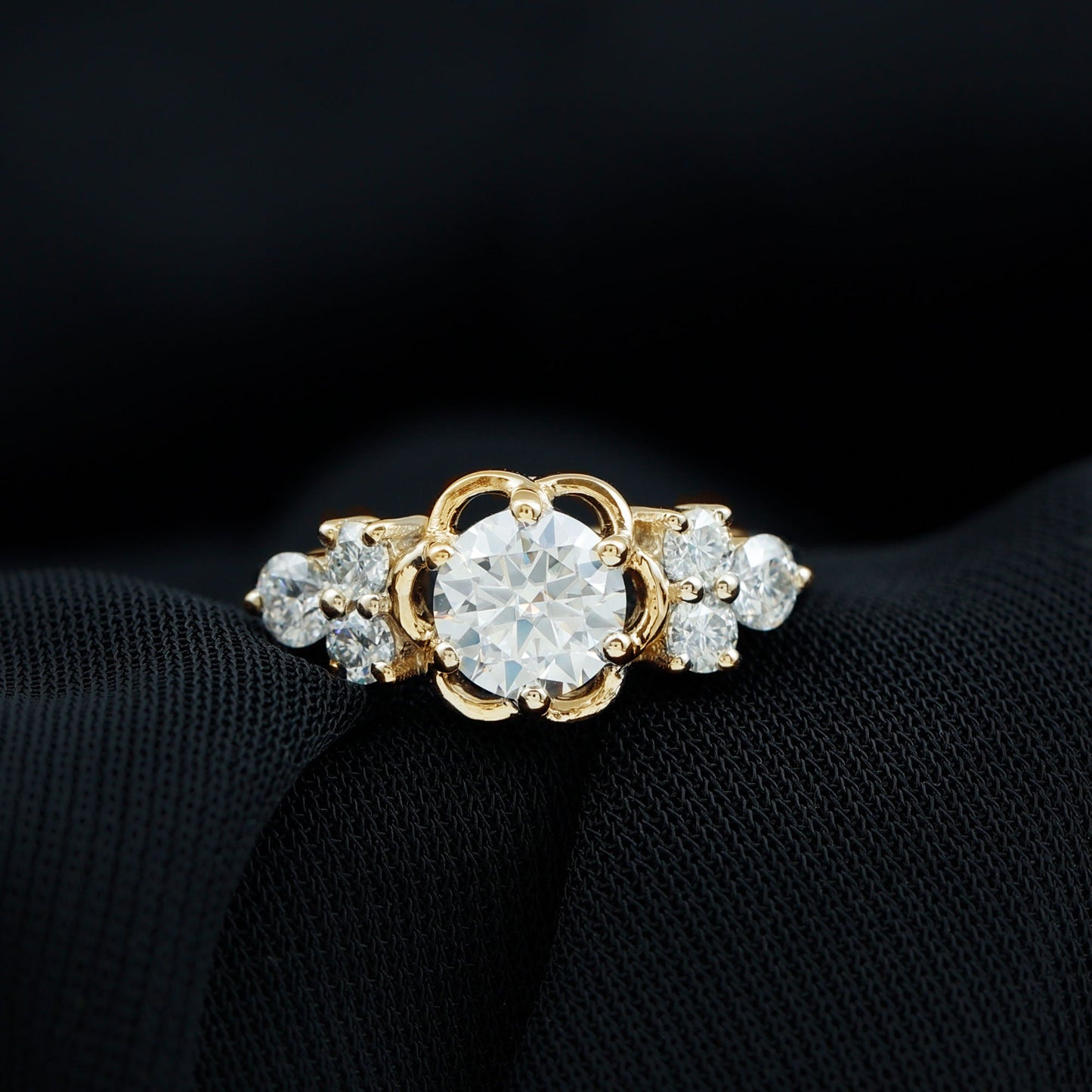 Certified 0.9 Carat Lab Grown Diamond Engagement Ring