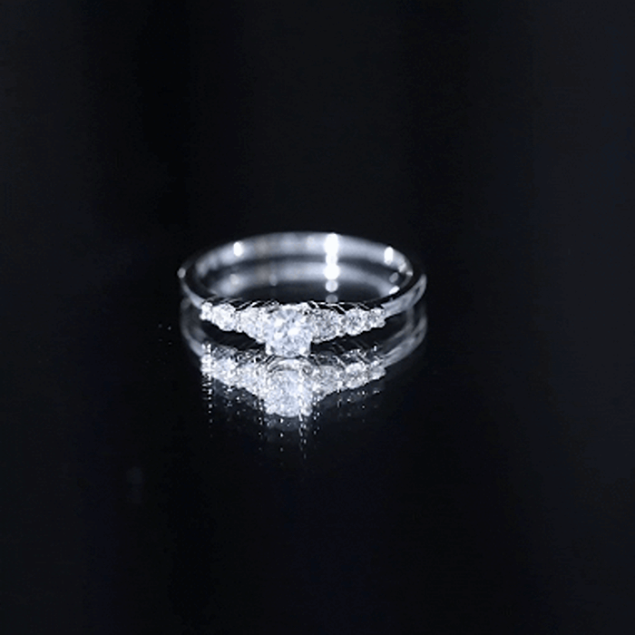 Certified Lab Grown Diamond Classic Solitaire Engagement Ring