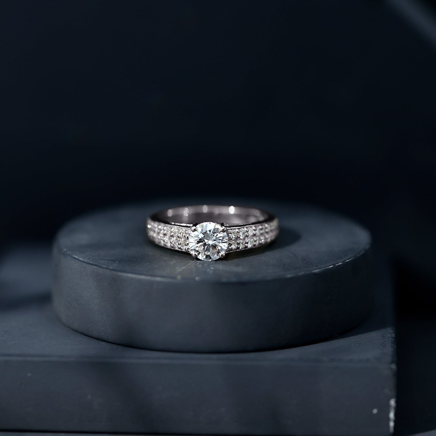 Certified 0.9 Carat Lab Grown Diamond Engagement Ring With Side Stones