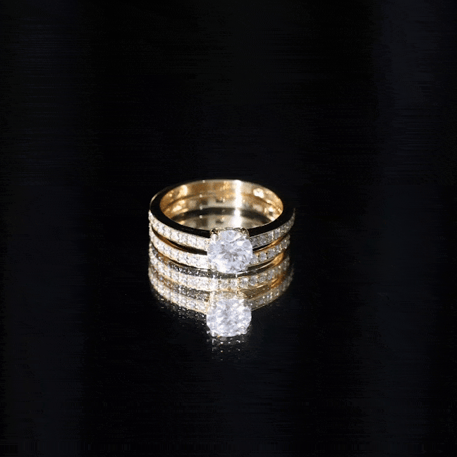 Brilliant Cut Moissanite Round Engagement Ring With Band
