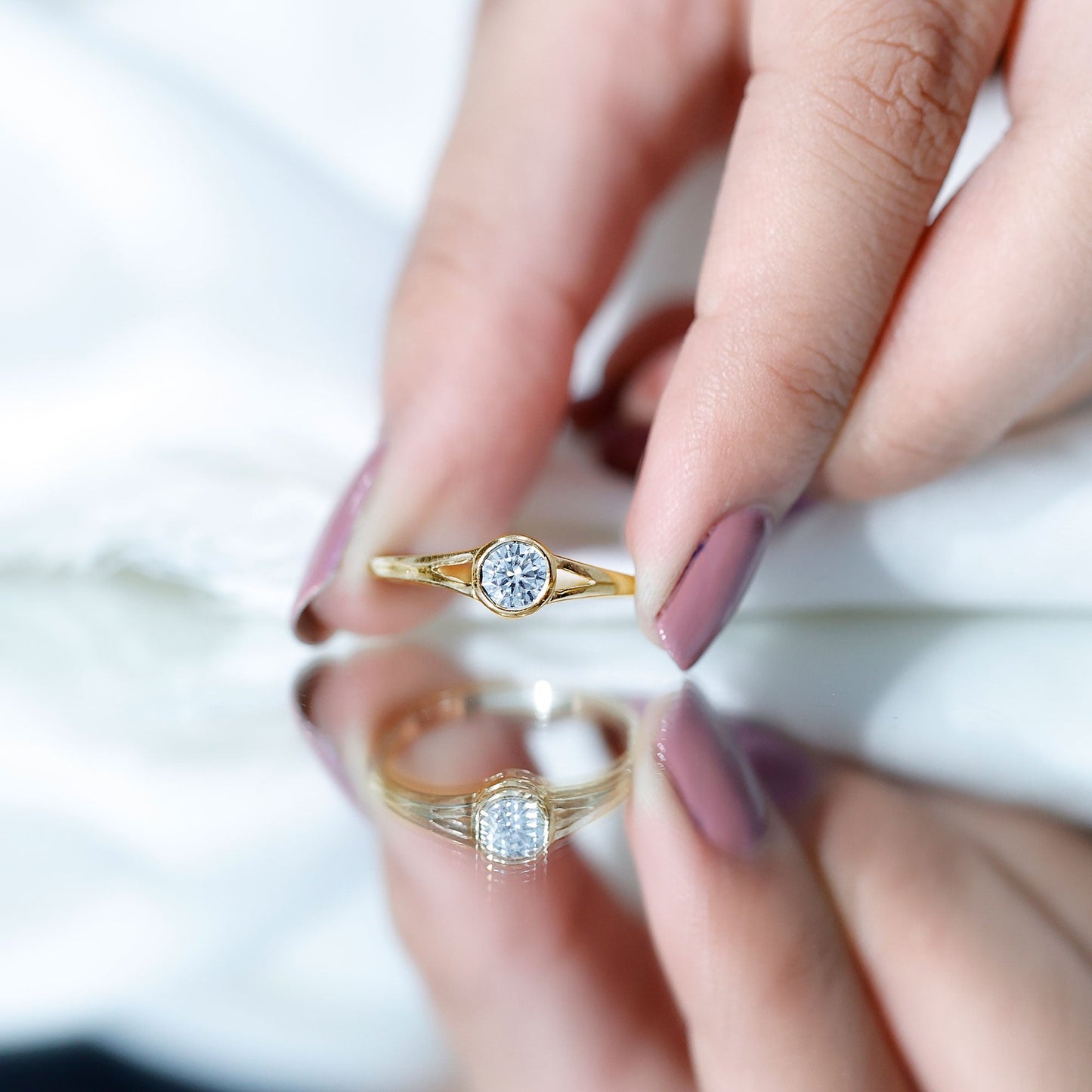 0.5 Carat Moissanite Solitaire Promise Ring in Split Shank