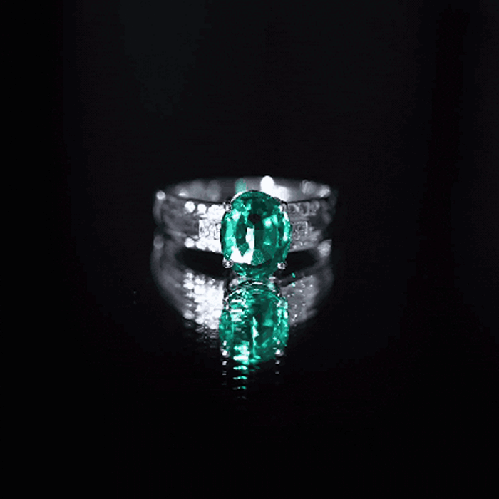 3 Carat Lab Grown Emerald Oval Engagement Ring with Diamond