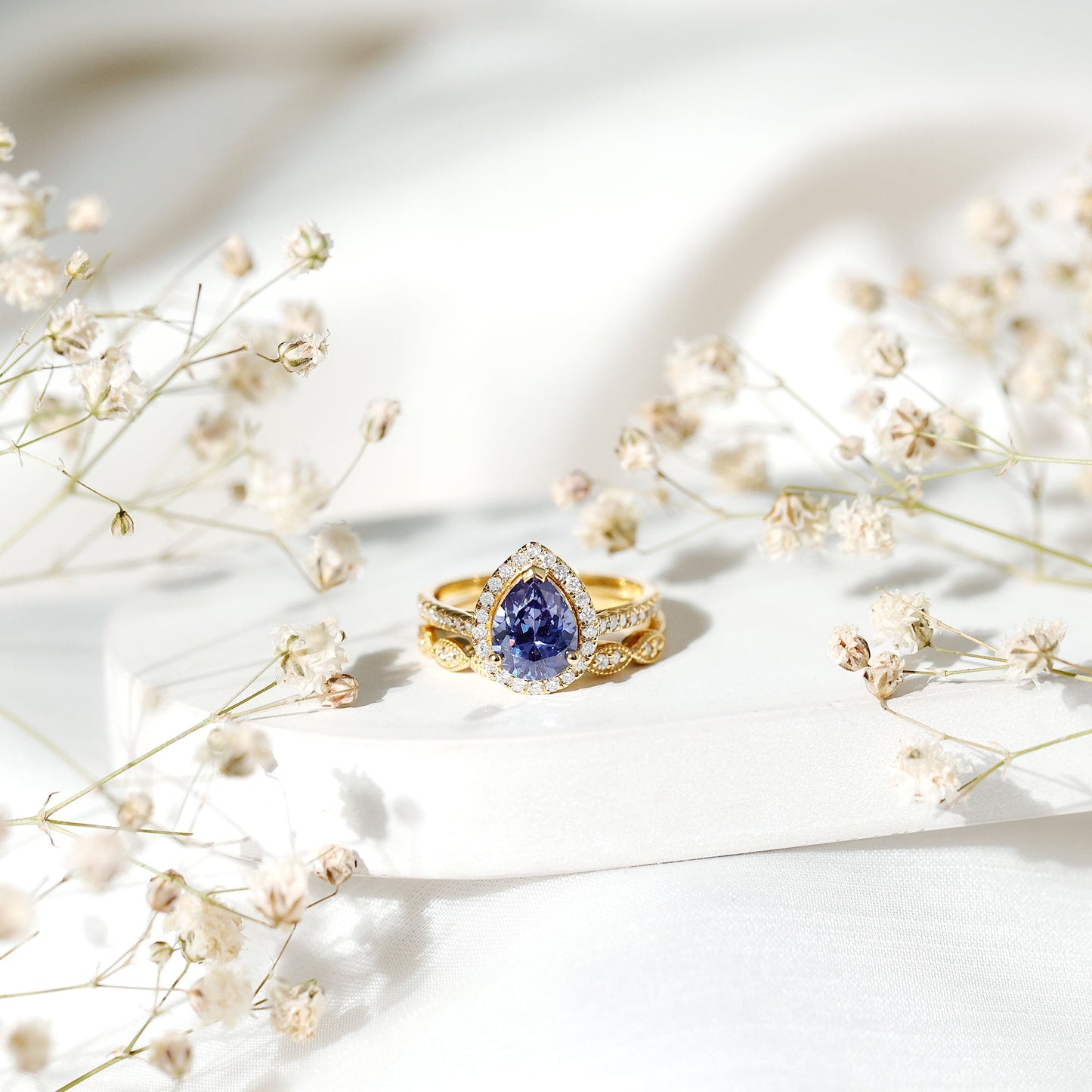 Certified 1.6 Carat Lab Grown Blue Sapphire Pear Shaped Engagement Ring Set with Diamond