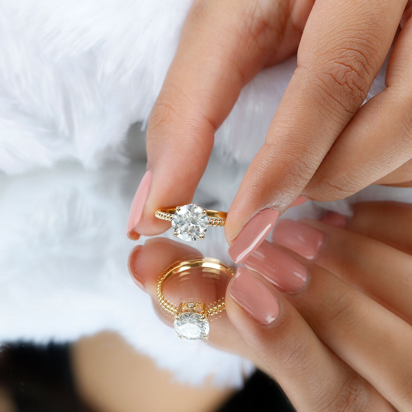 Round Cut Moissanite Solitaire Engagement Ring with Twisted Rope