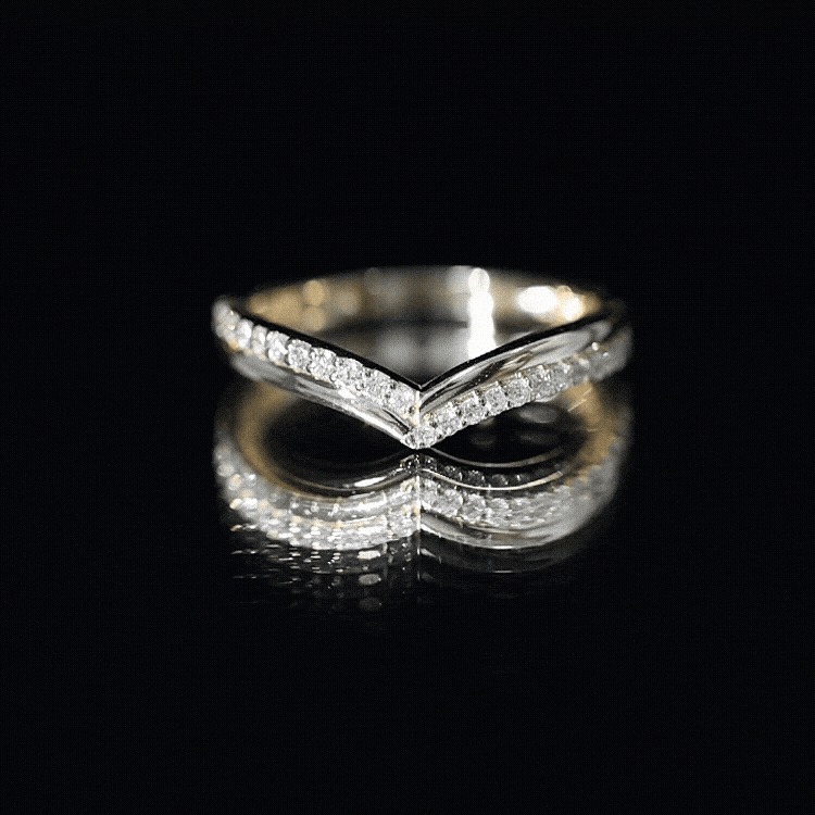 Pave Set Round Cut Natural Diamond Chevron Ring