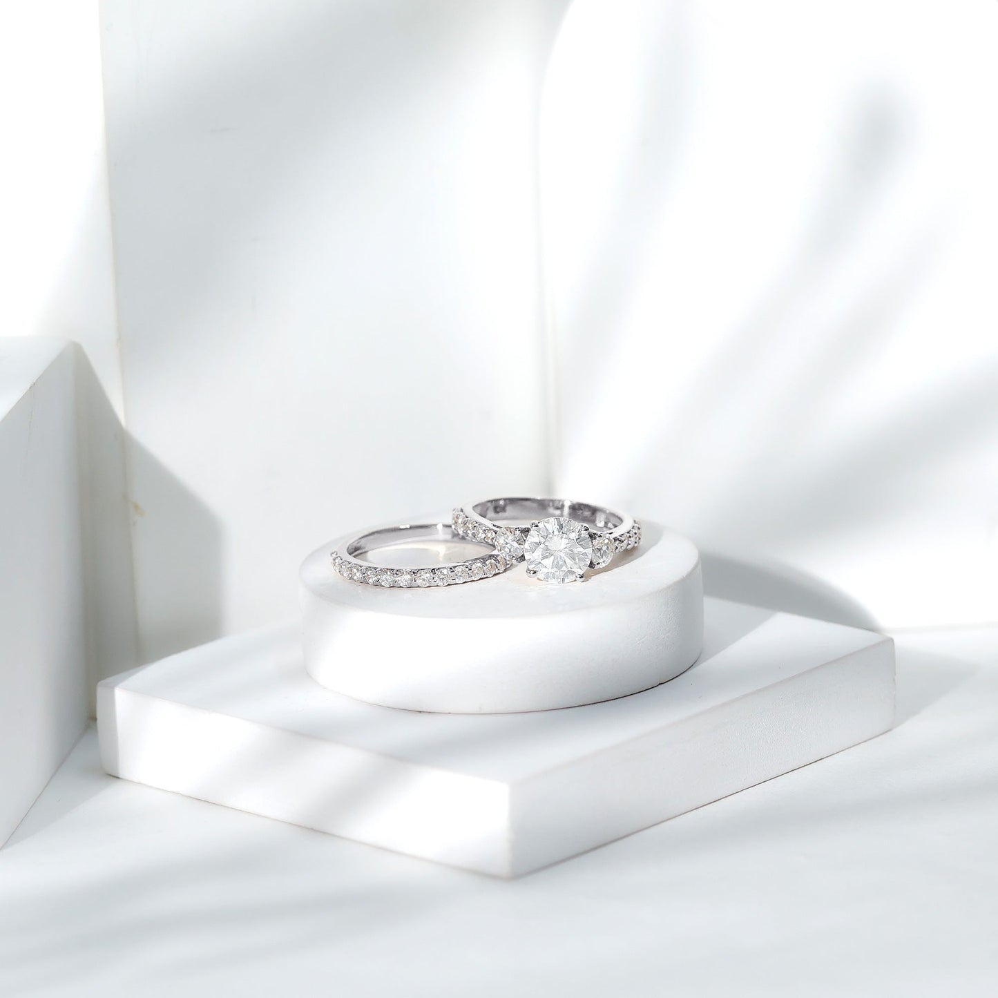 Certified 2 Carat Round Moissanite Bridal Ring Set For Wedding