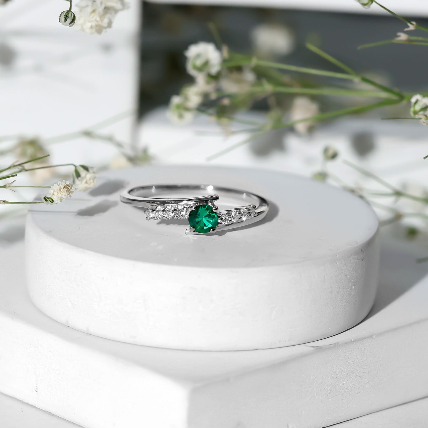 Certified Lab Grown Emerald Diamond Simple Promise Ring with Bypass Shank