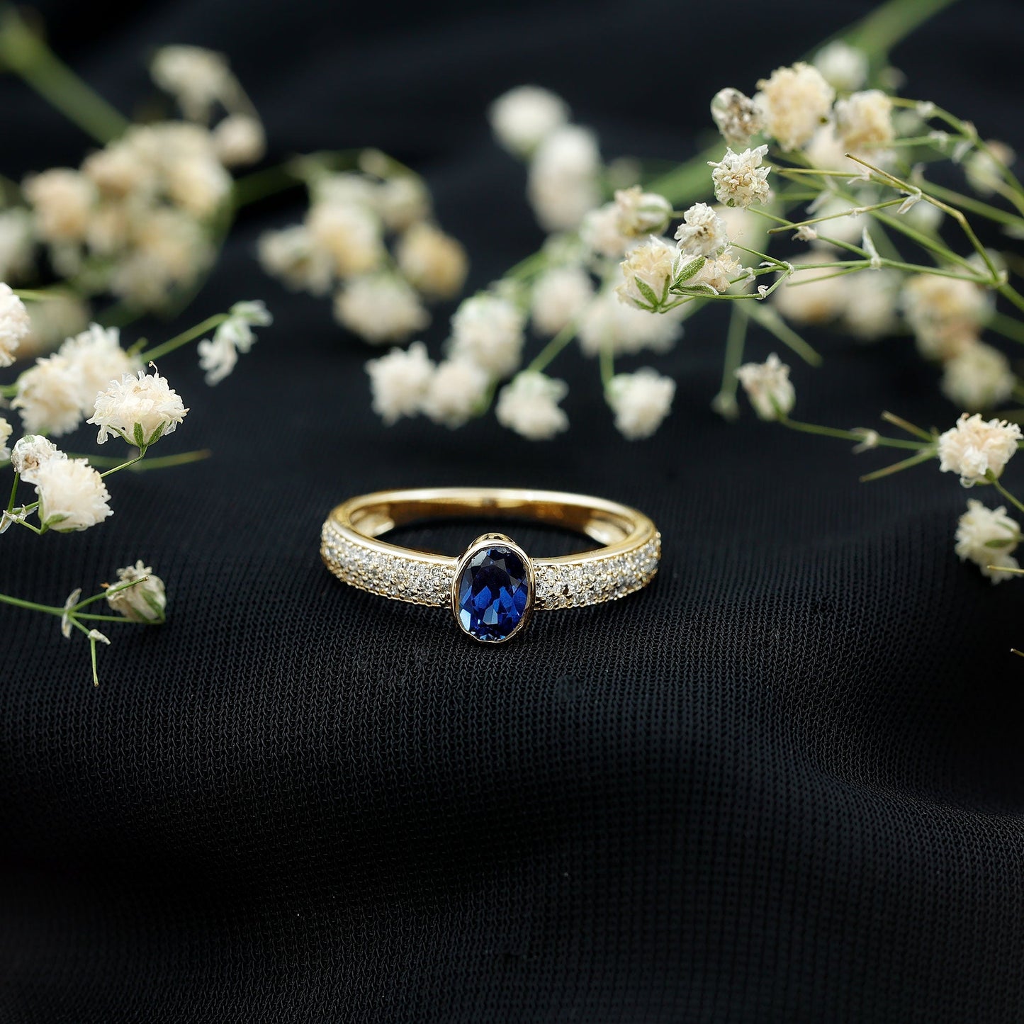 Certified 0.6 Carat Oval Lab Grown Blue Sapphire Engagement Ring with Diamond