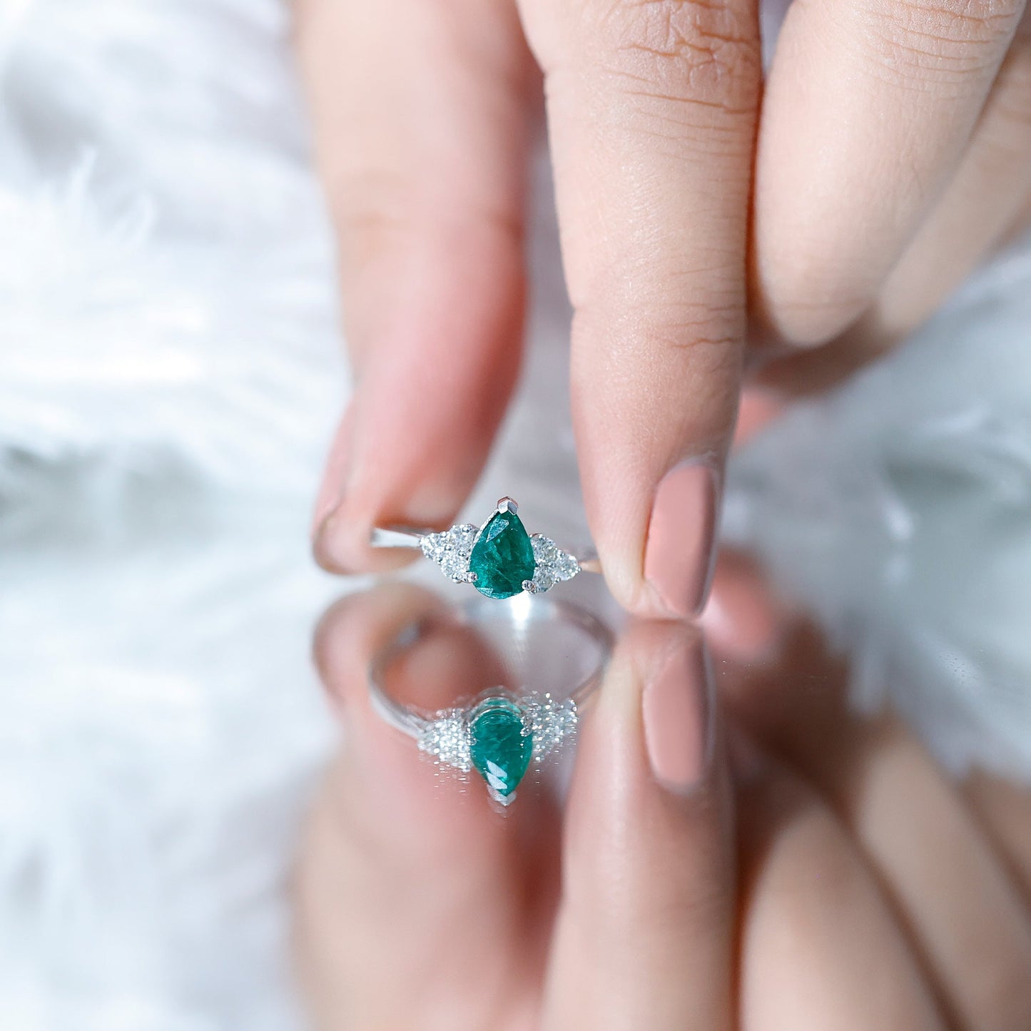 0.6 Carat AAA Quality Pear Shape Emerald Teardrop Engagement Ring with Diamond