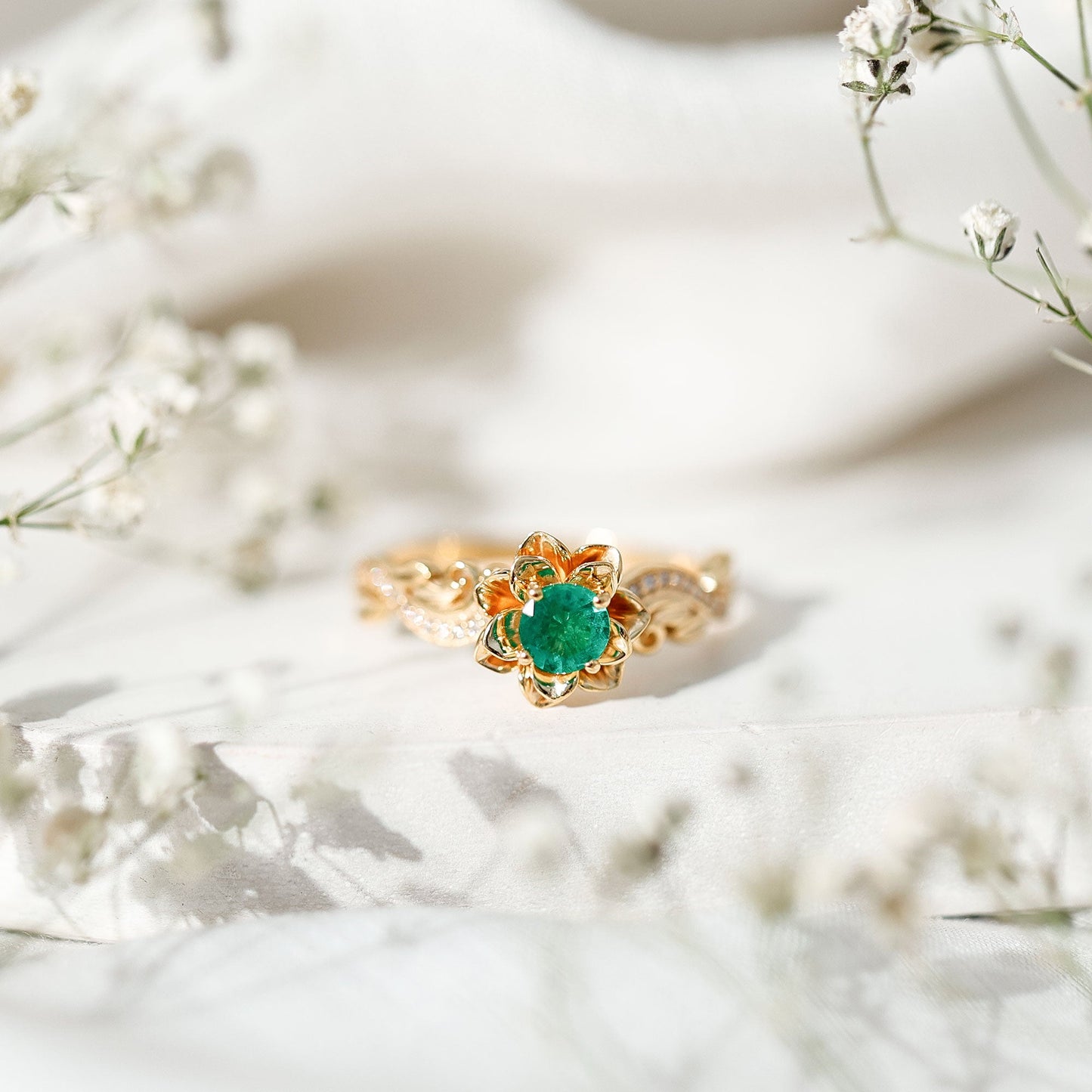 Natural Emerald Flower Engagement Ring with Diamond