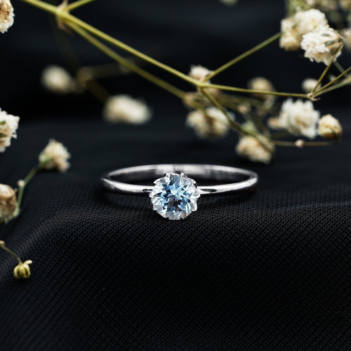 0.8 Carat Round Cut Aquamarine Solitaire Engagement Ring