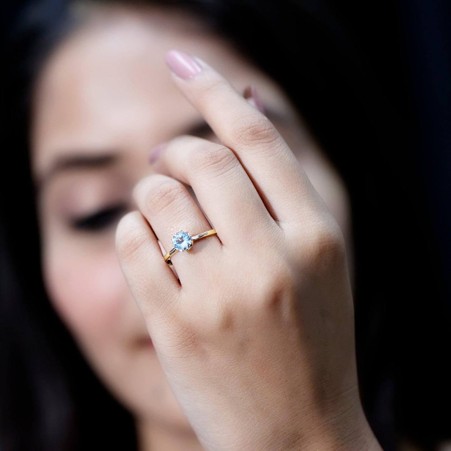 0.8 Carat Round Cut Aquamarine Solitaire Engagement Ring
