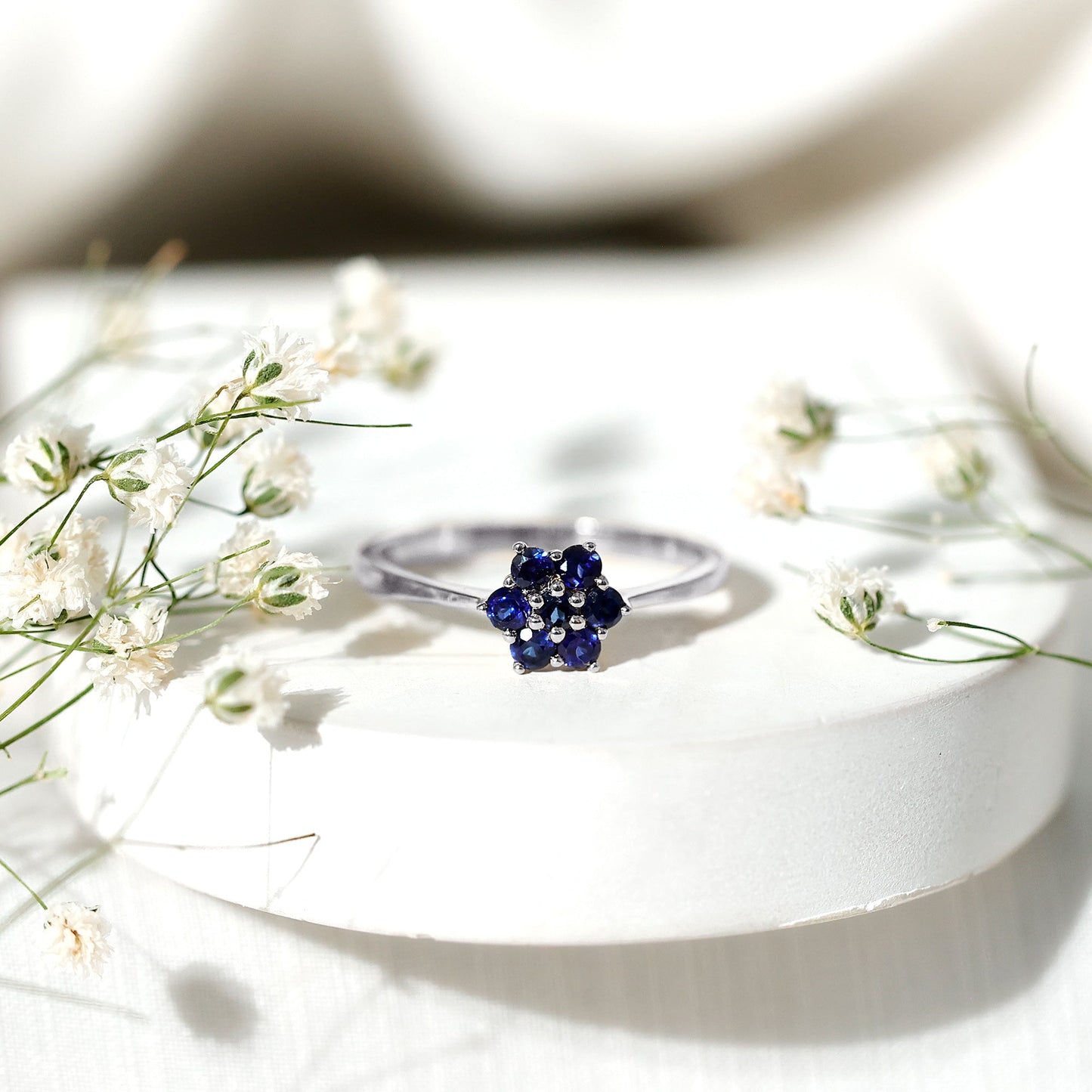 Certified Round Shape Blue Sapphire Cluster Flower Ring