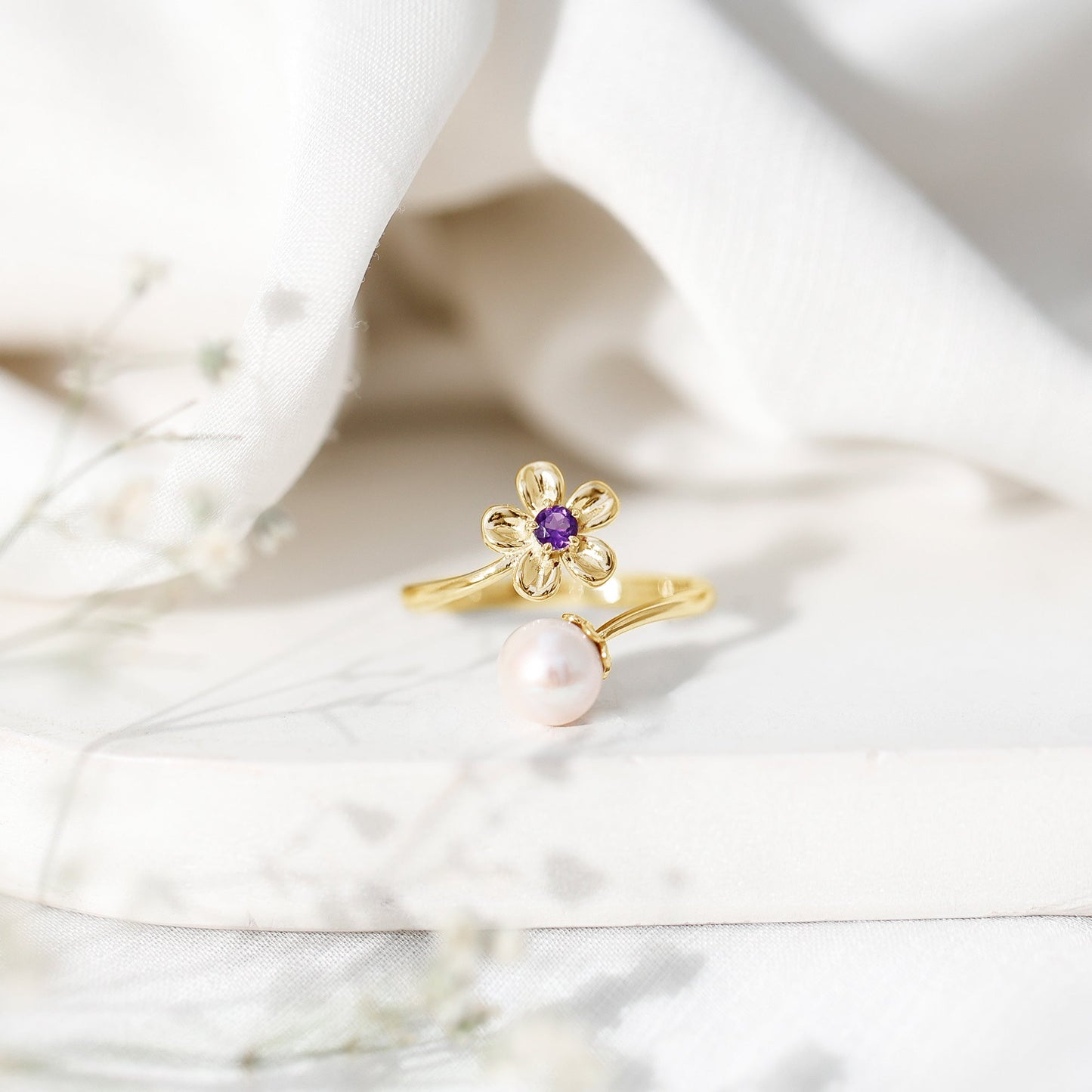 Cultured 3 Carat Freshwater Pearl Flower Ring with Amethyst
