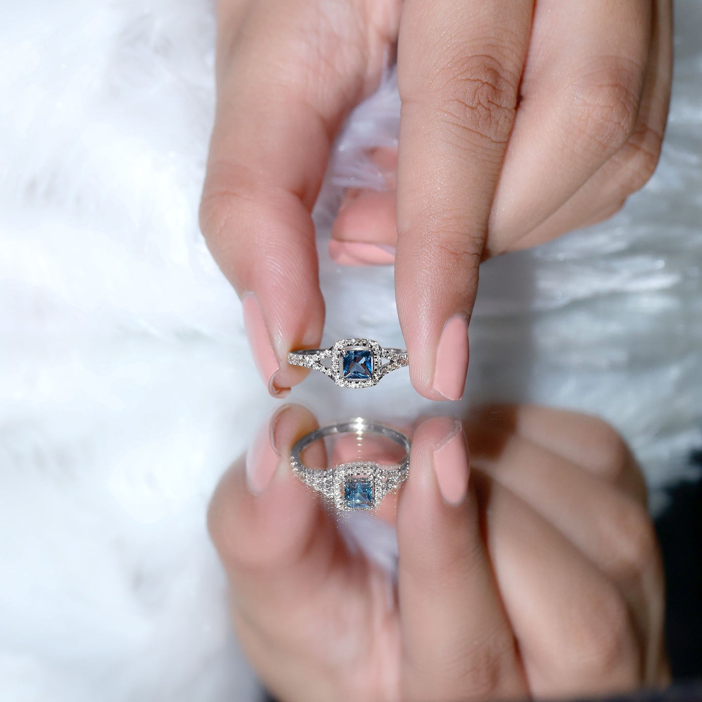 1 Carat Princess Cut London Blue Topaz Engagement Ring with Diamond Split Shank