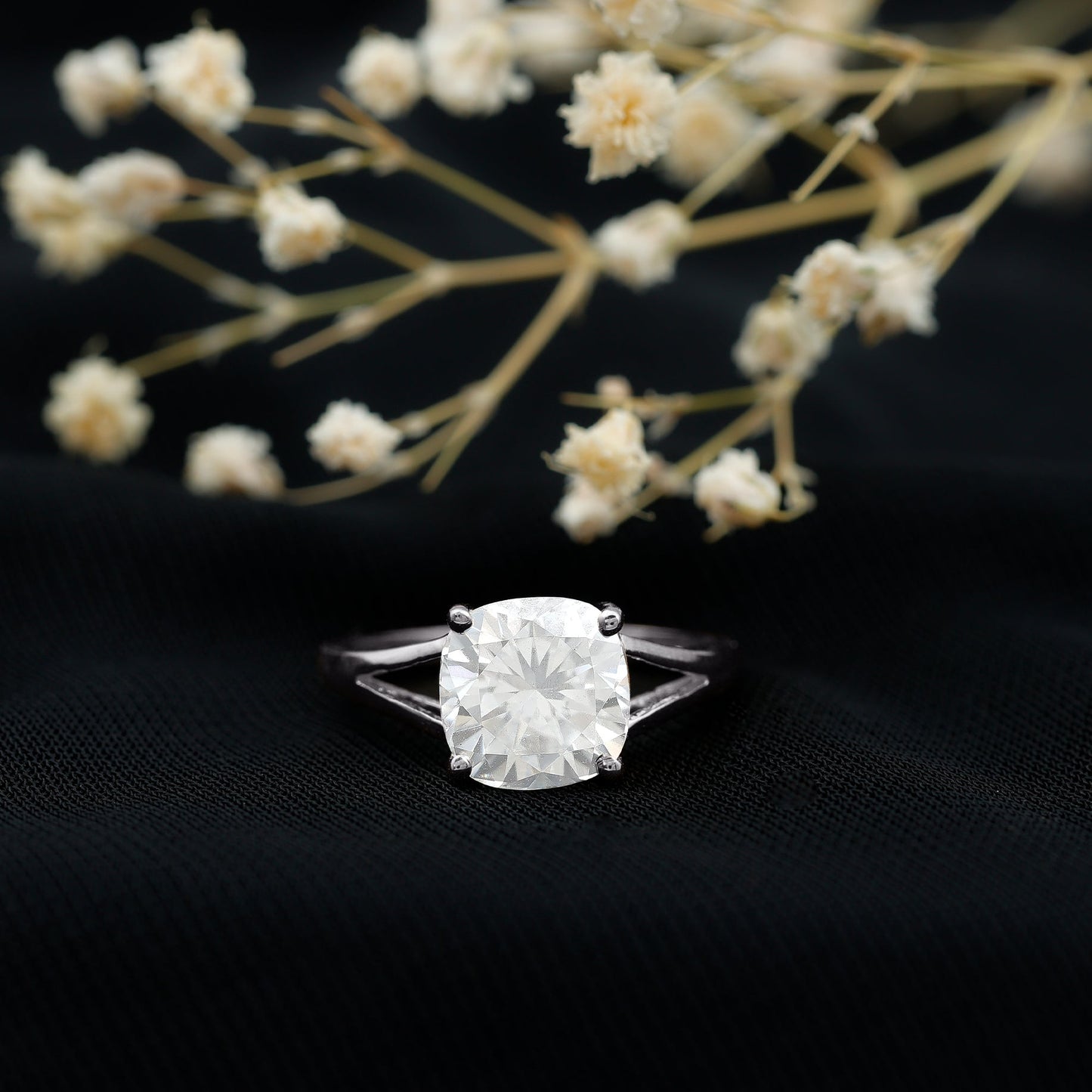 Cushion Cut Moissanite Engagement Ring With Split Shank