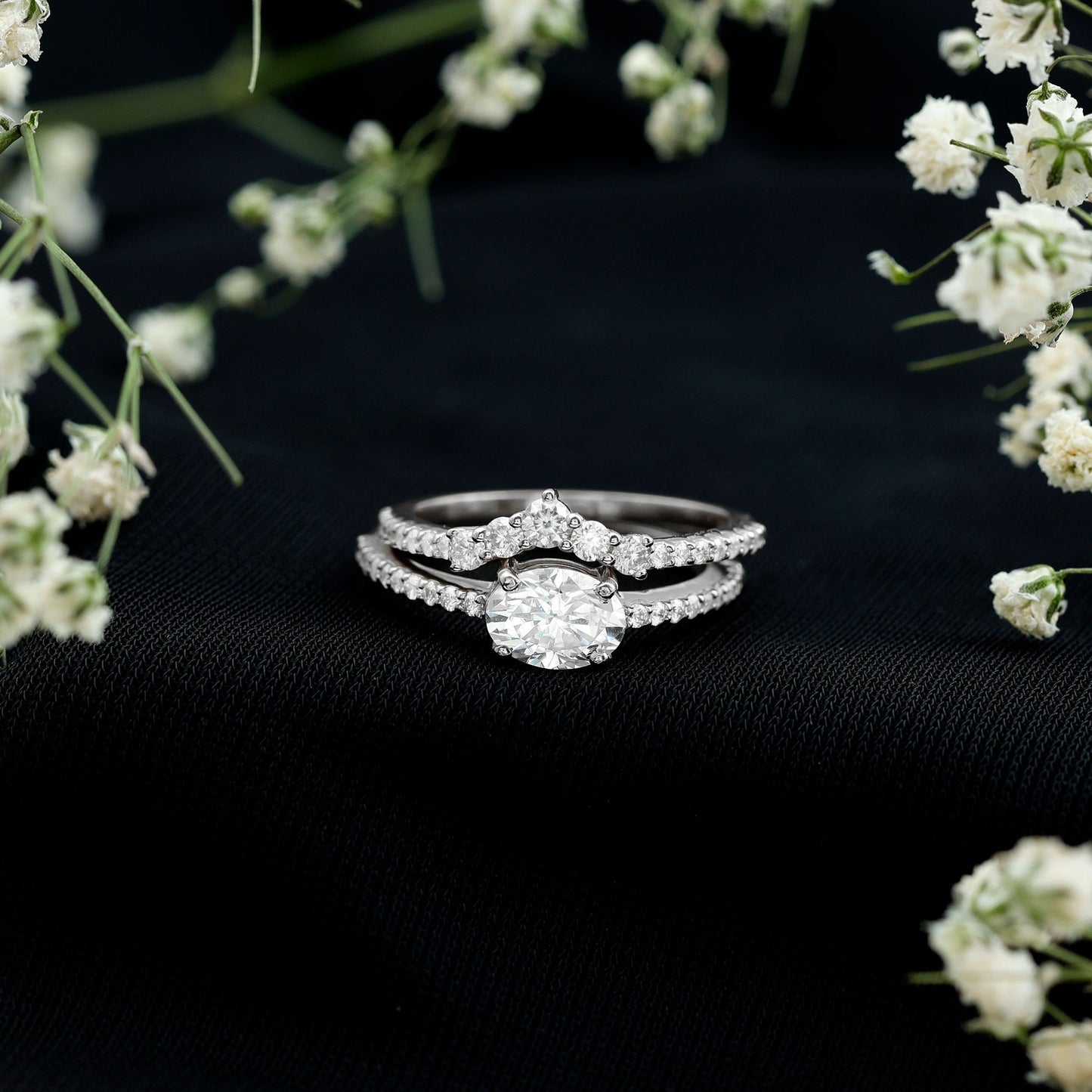 Oval Cut Moissanite Engagement Ring with Wedding Band Set