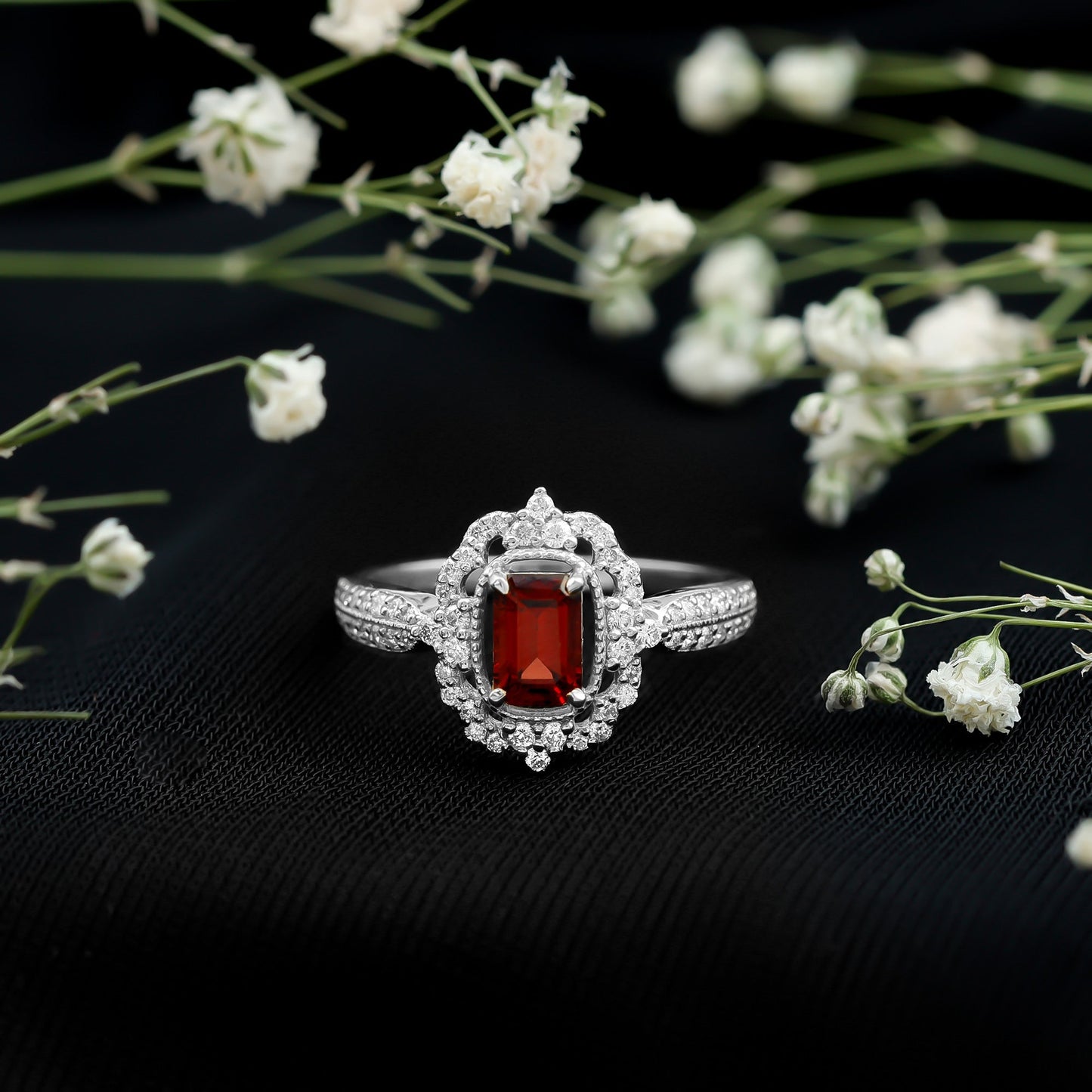Certified Real Emerald Cut Garnet Retro Engagement Ring with Diamond