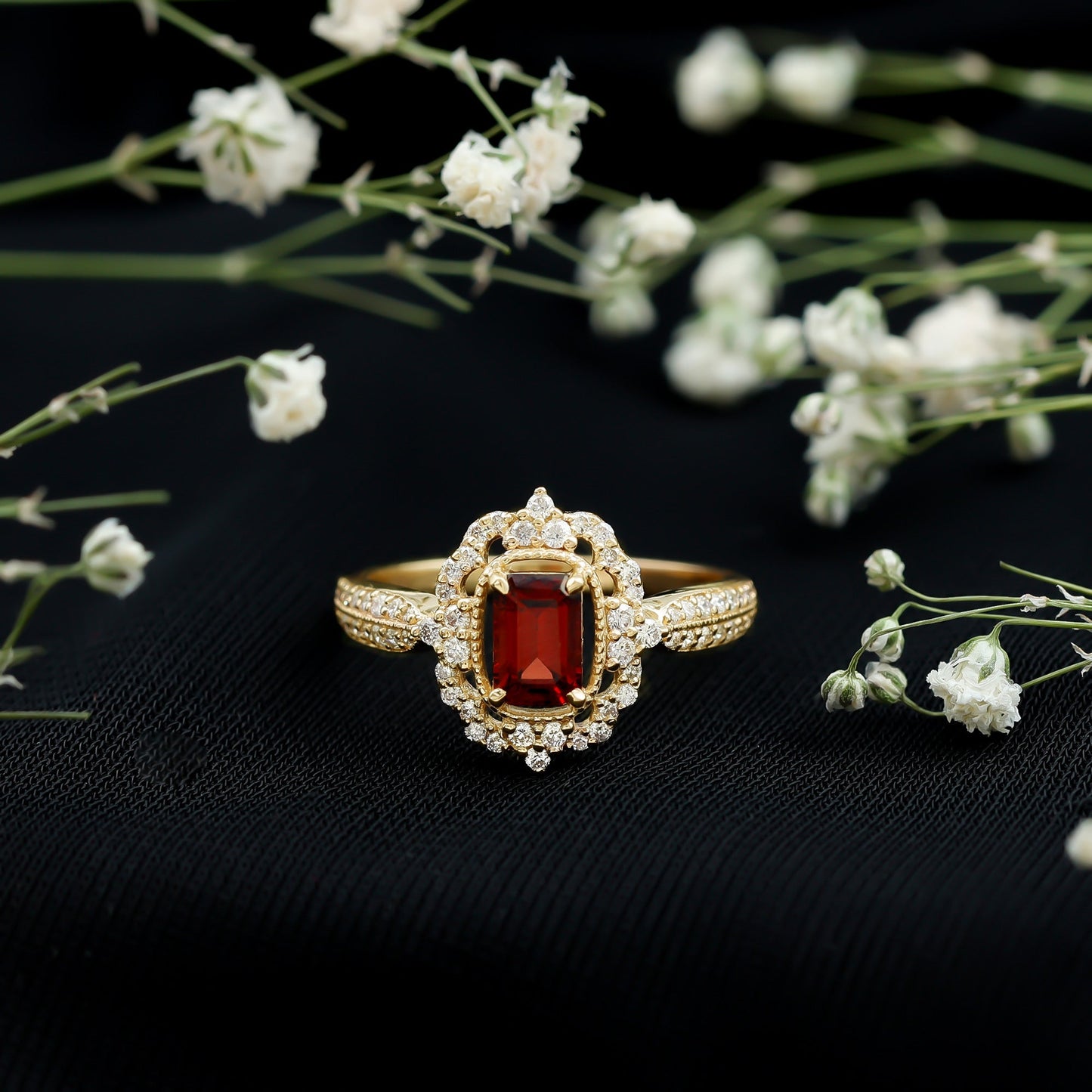 Certified Real Emerald Cut Garnet Retro Engagement Ring with Diamond