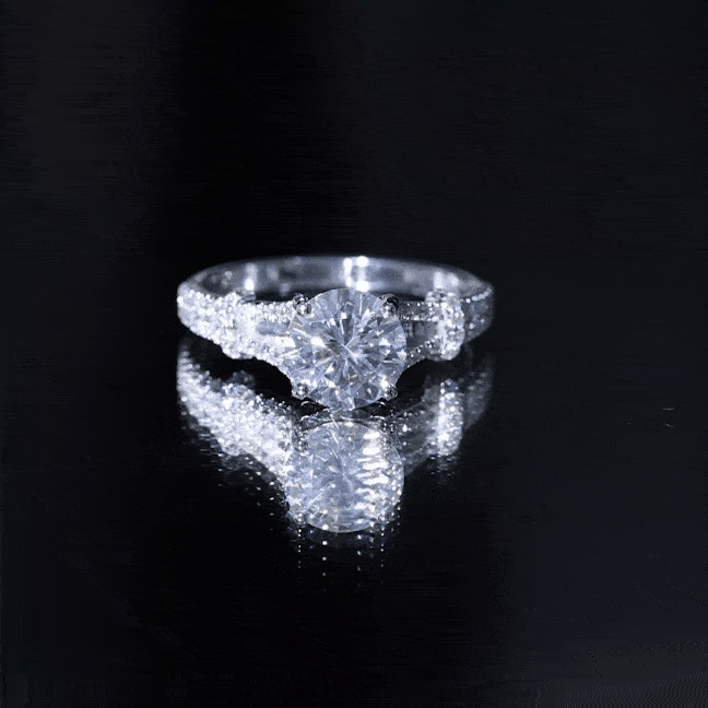 Round Shape Moissanite Solitaire Engagement Ring in Split Shank