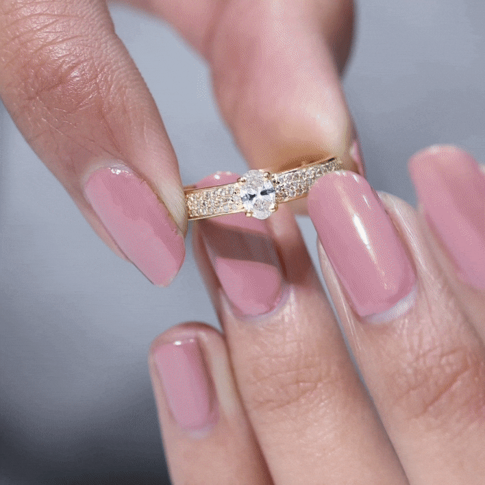Oval Cut Diamond Classic Engagement Ring