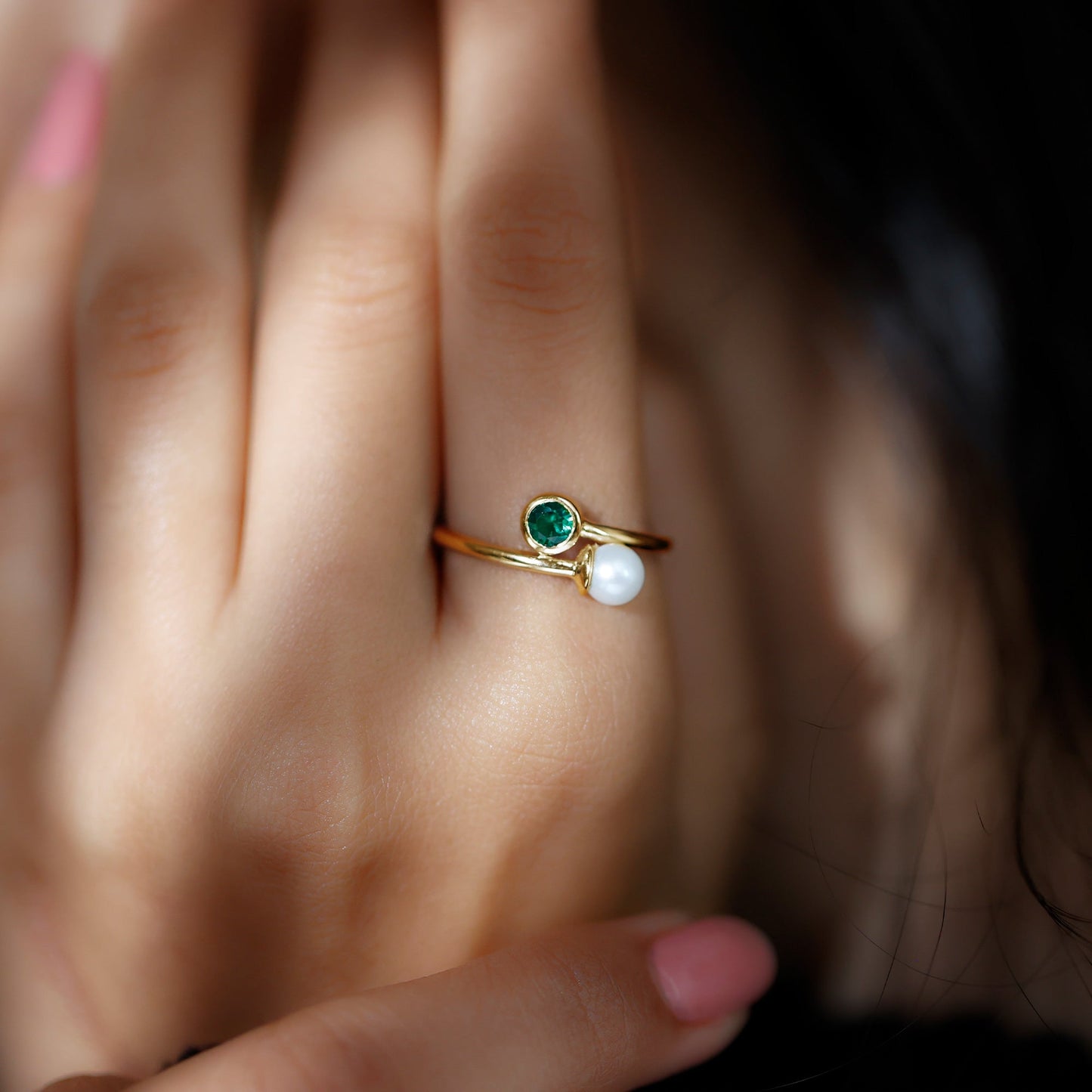 Natural Freshwater Pearl Toi Et Moi Promise Ring with Lab Emerald
