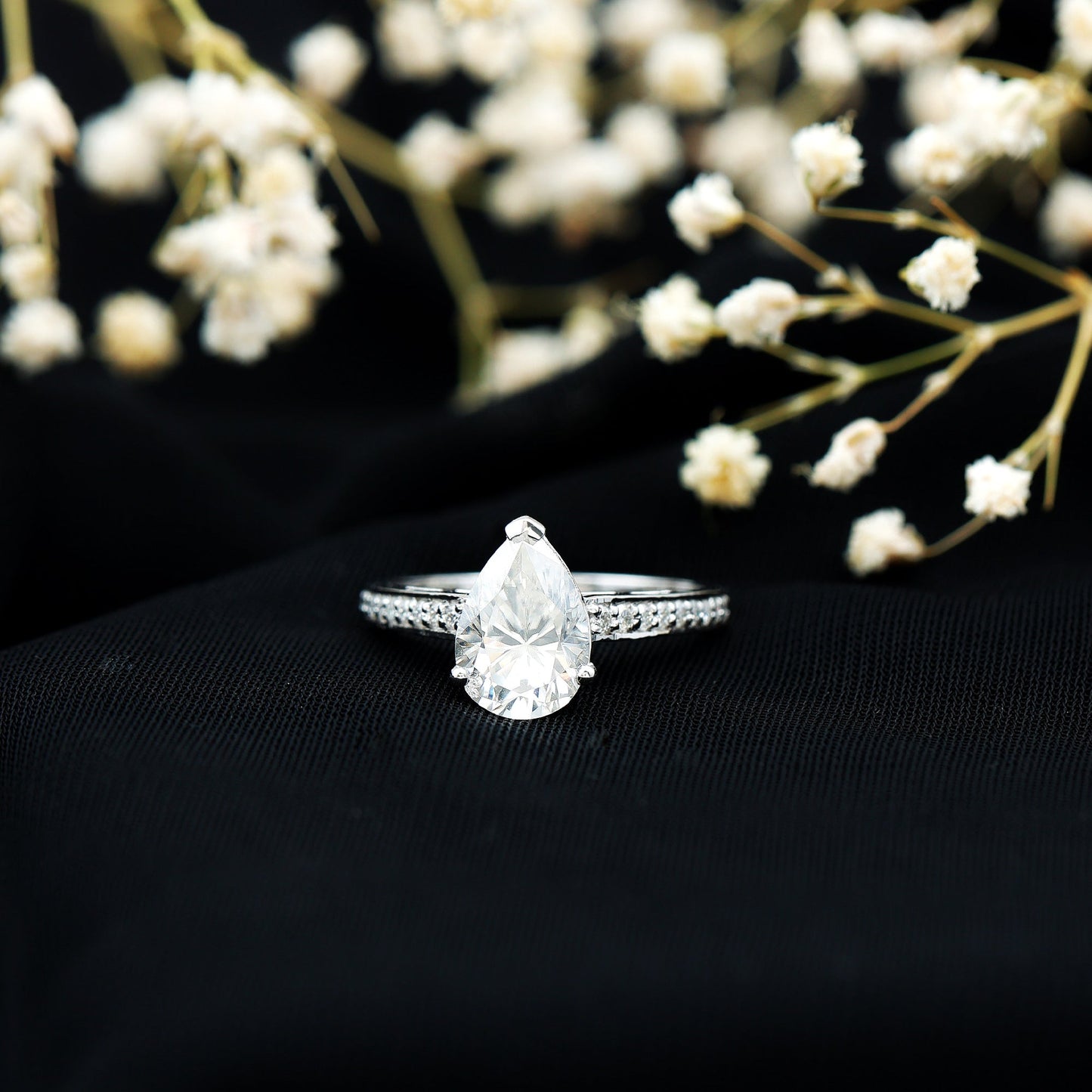 Classic Pear Cut Moissanite Solitaire Engagement Ring With Side Stones