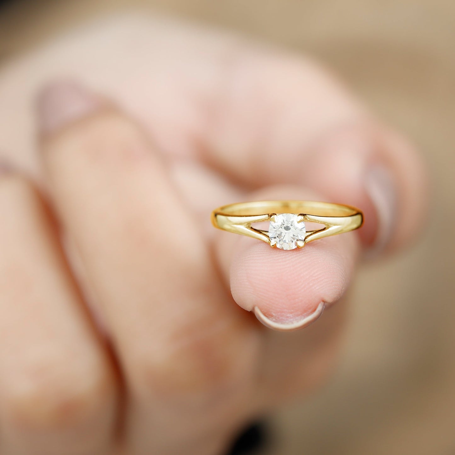 Certified Diamond Solitaire Ring in Claw Setting