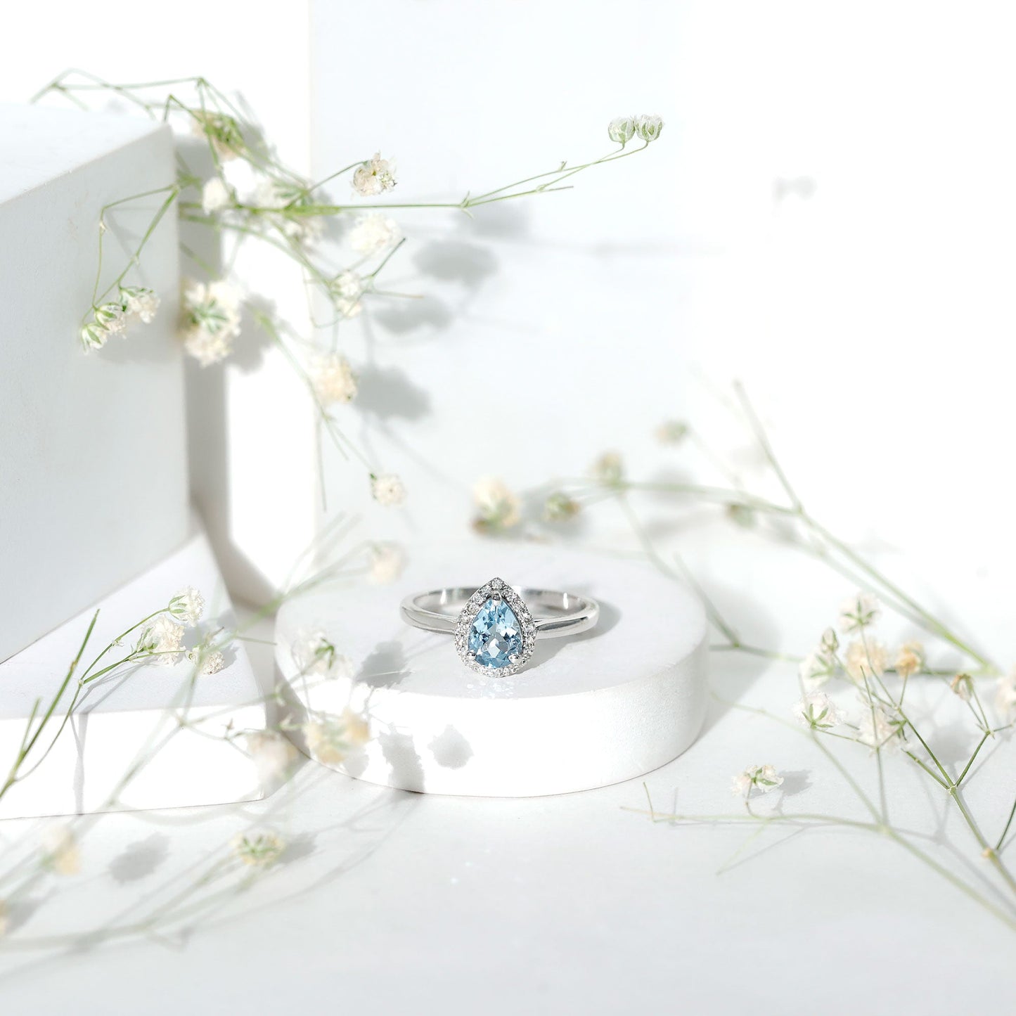 1 Carat Pear Cut Aquamarine Engagement Ring with Diamond Halo