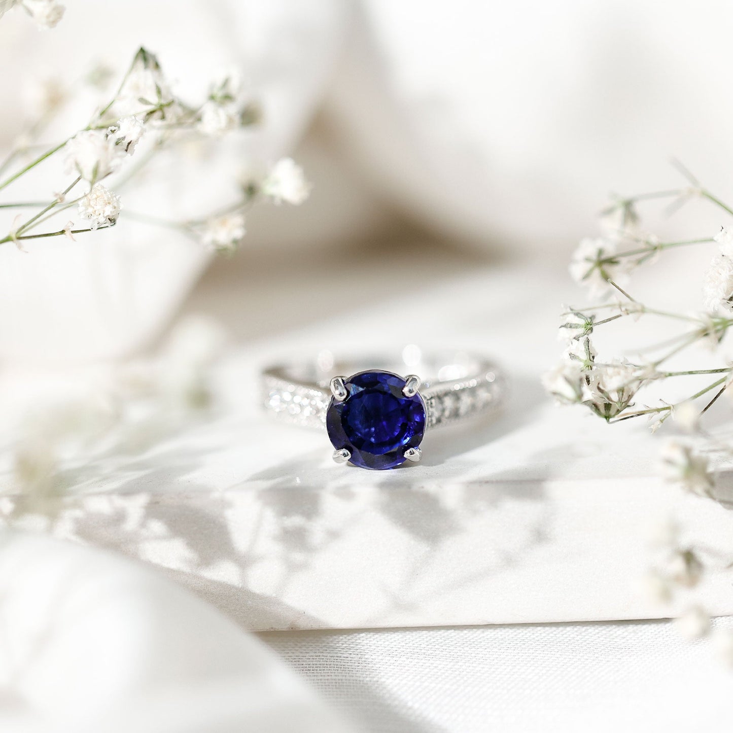Certified 2.7 Carat Lab Grown Blue Sapphire Solitaire Engagement Ring with Diamond