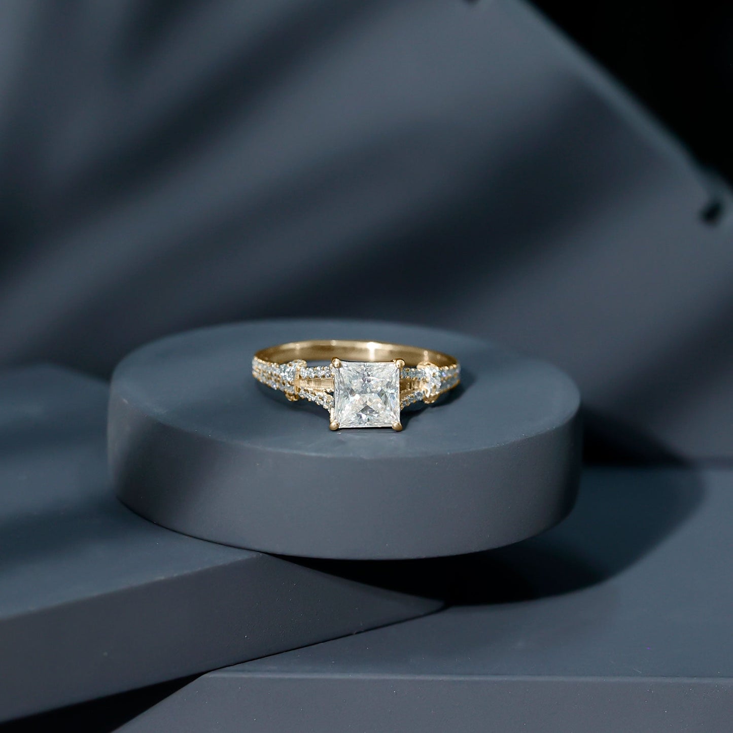 3 Carat Princess Cut Moissanite Solitaire Engagement Ring in Split Shank