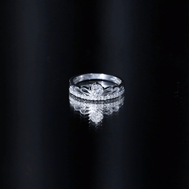 Certified Round Diamond Crown Ring