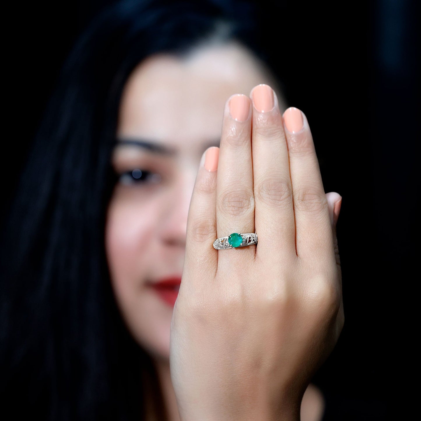 Vintage Looking Emerald and Diamond Engagement Ring for Women