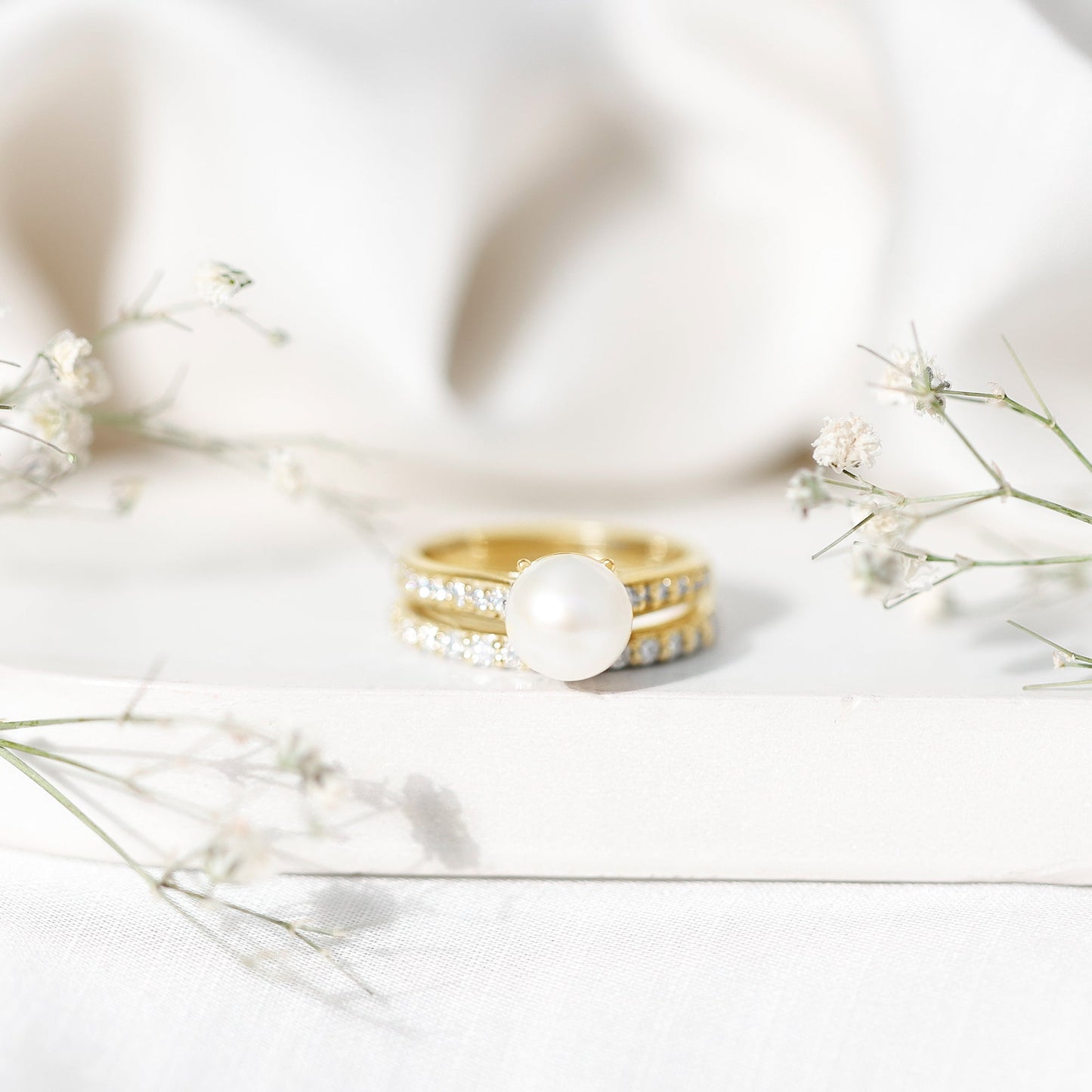 Natural White Pearl Wedding Bridal Ring Set with Moissanite