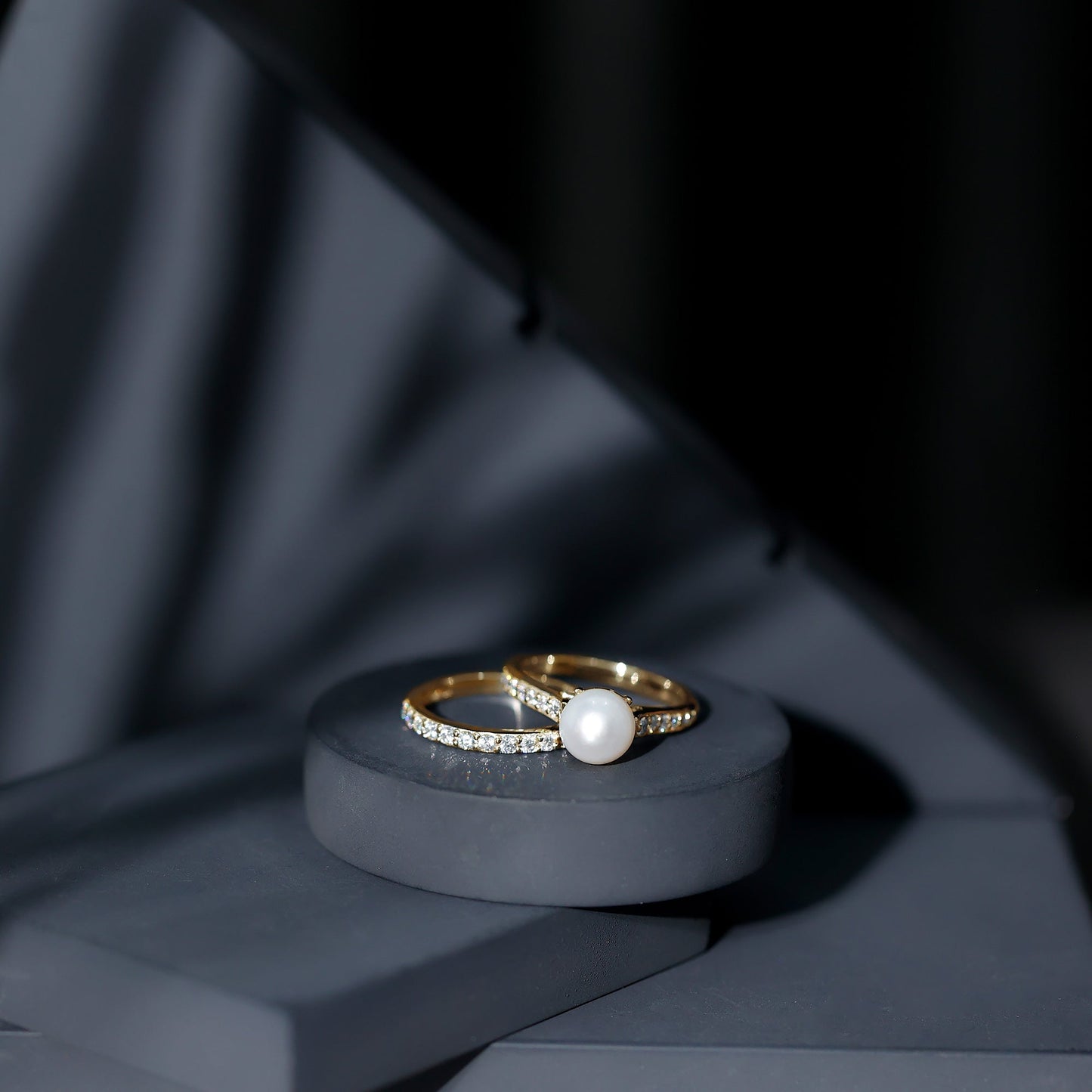 Natural White Pearl Wedding Bridal Ring Set with Moissanite