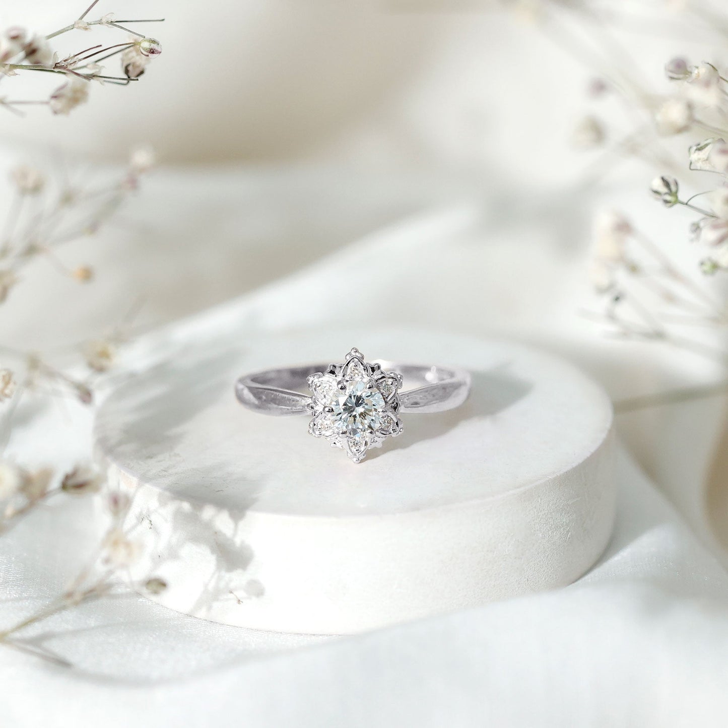 Certified Lab Grown Diamond Floral Engagement Ring for Women