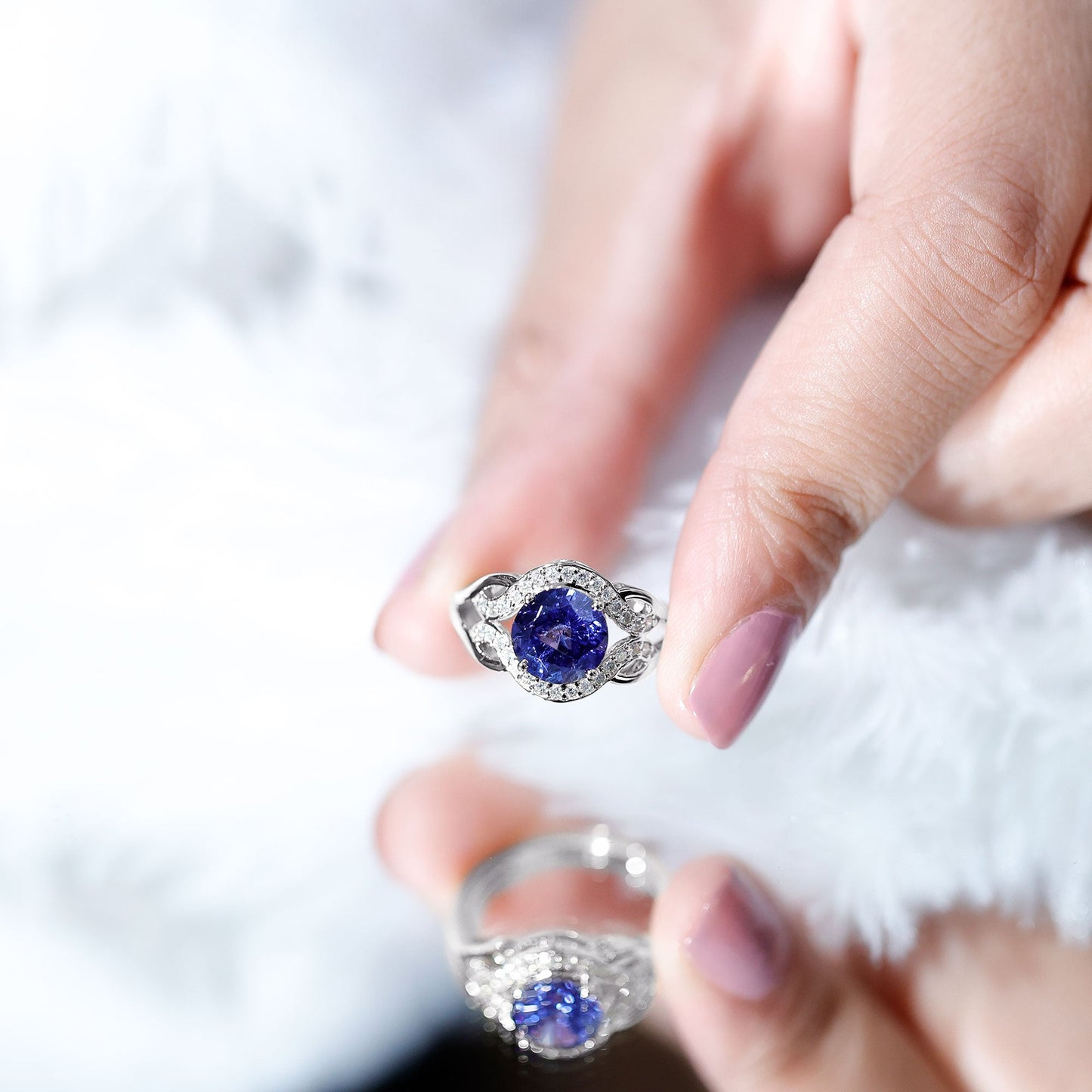 Certified Lab Grown Blue Sapphire Antique engagement ring with Diamond